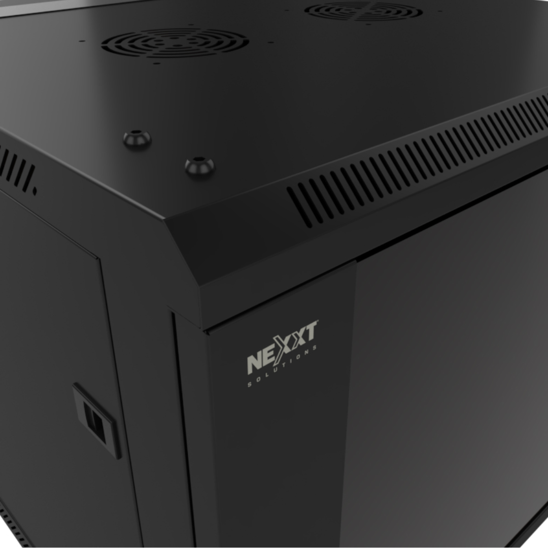 nexxt-solutions-rack-armario-instalable-en-npc-f18u66b-iws (2)