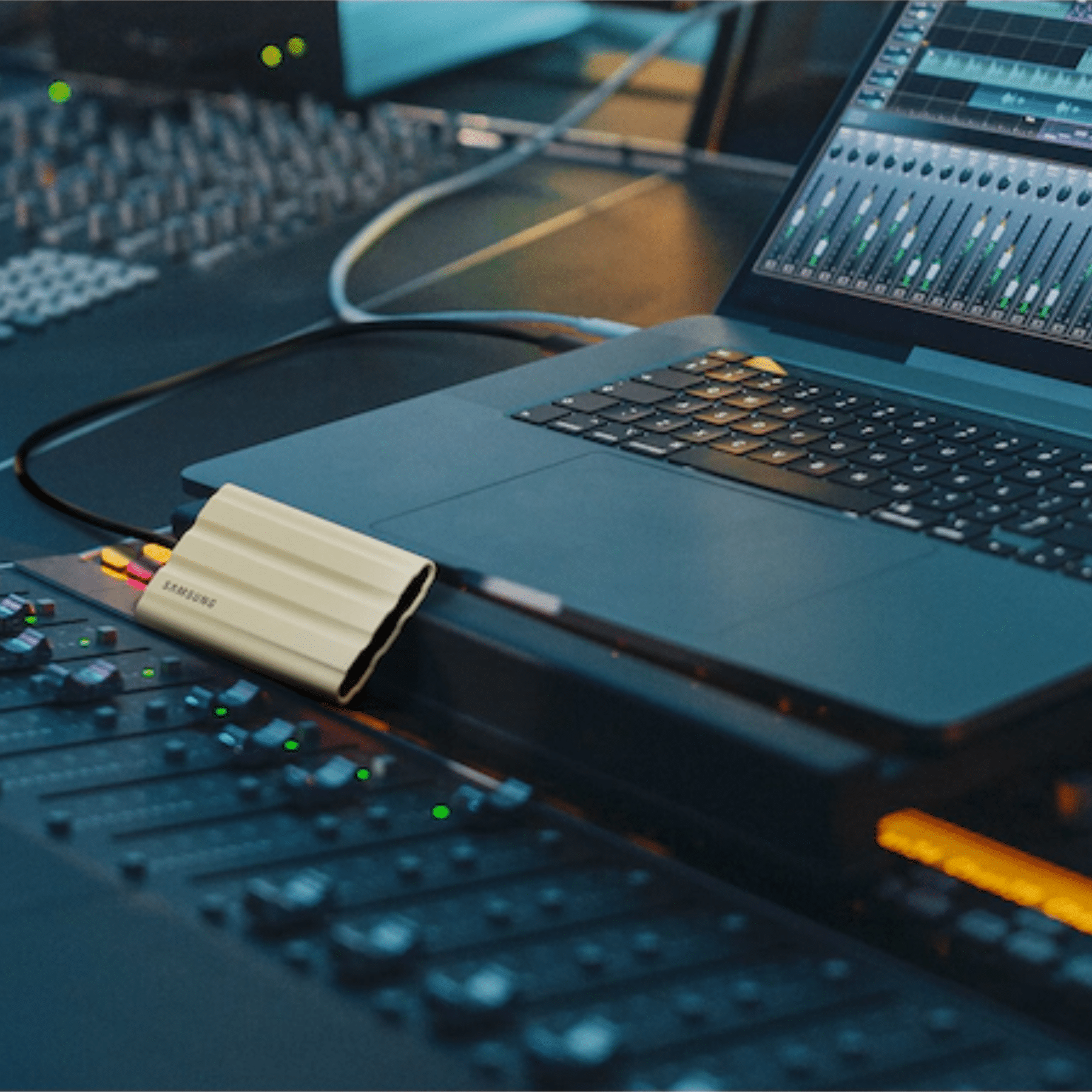 samsung-t7-shield-mu-pe2t0s-ssd-2-mu-pe2t0s-am-lal (1)