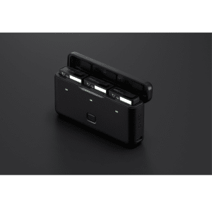 DJI DJI AC CP.OS.00000397.01 Osmo Action Multifunctional Battery Case 2 Retail AC 290580 CP.OS.00000397.01