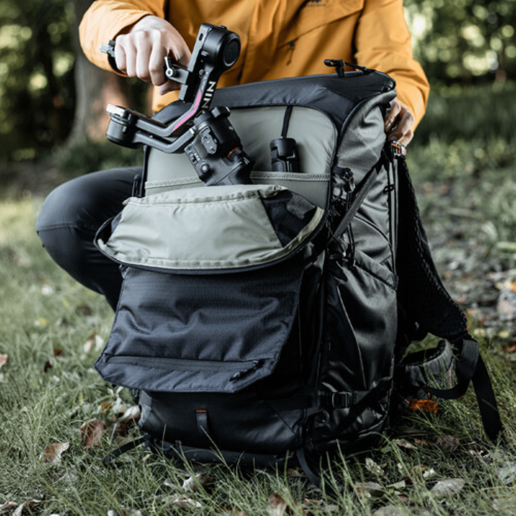 PGYTECH PGYTECH Accessory P-CB-197 OnePro Focux Backpack 35L (Space Black) Retail AC 292622 P-CB-197 (6)