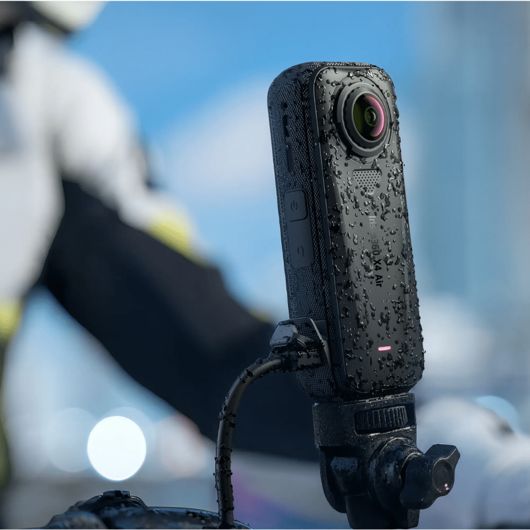 Insta360 Insta360 AC CINSBAFE X4 Air All-Weather USB Charging Cover Retail AC 302490 CINSBAFE (6)